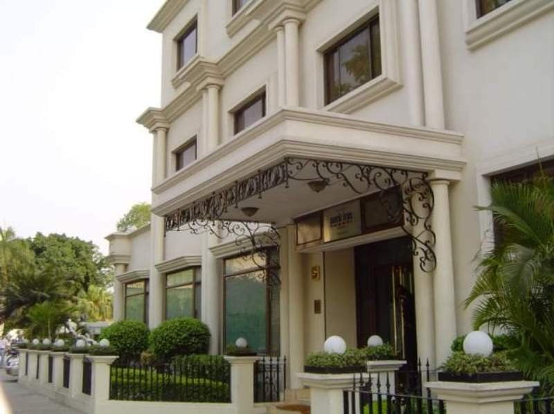 La Place Sarovar Portico Lucknow Exterior foto